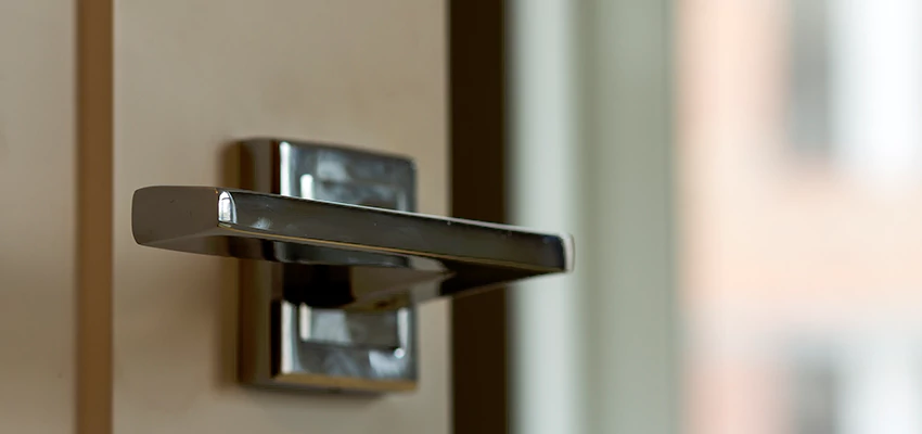 Door Lever Knob Repair in Yreka, California